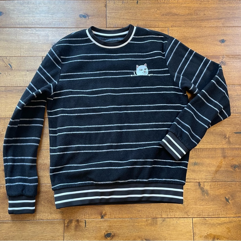 Rip N Dip Peeking Nermal Polar Fleece Crew Black Sz Small Pinstripe Skater